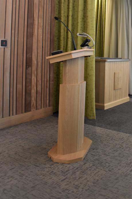 Lecterns & AV Desks